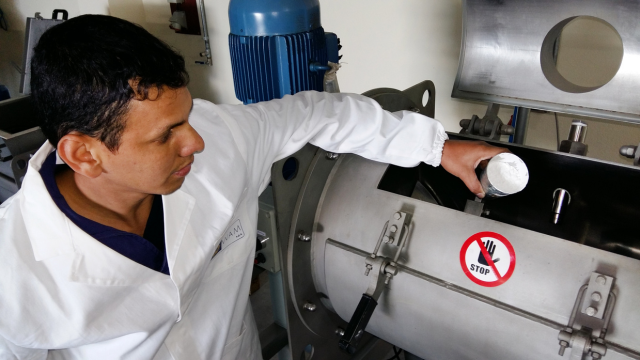 mixing tests, replicate industrial processes